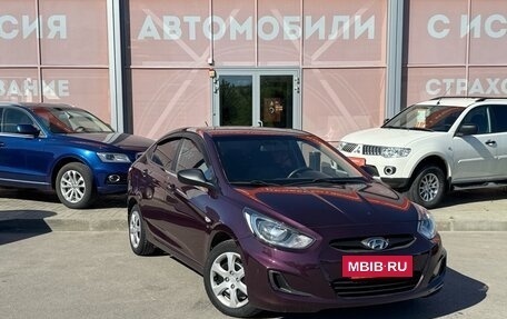 Hyundai Solaris II рестайлинг, 2013 год, 760 000 рублей, 3 фотография