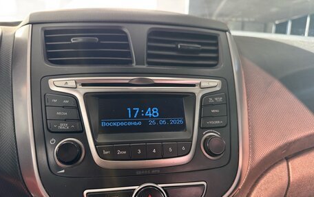 Hyundai Solaris II рестайлинг, 2013 год, 760 000 рублей, 13 фотография