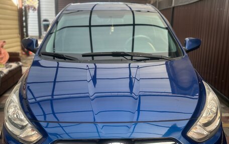 Hyundai Solaris II рестайлинг, 2011 год, 750 000 рублей, 1 фотография