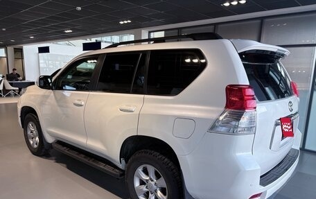 Toyota Land Cruiser Prado 150 рестайлинг 2, 2012 год, 2 750 000 рублей, 6 фотография