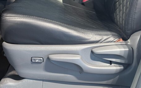 Toyota Land Cruiser Prado 150 рестайлинг 2, 2012 год, 2 750 000 рублей, 13 фотография