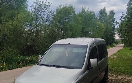 Opel Combo C, 2008 год, 390 000 рублей, 1 фотография