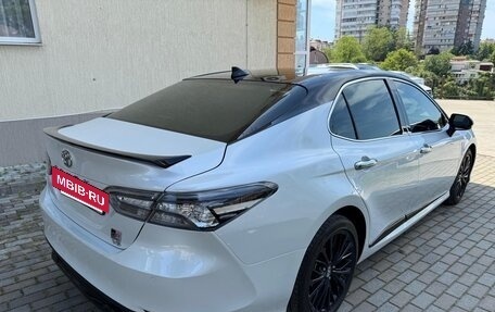 Toyota Camry, 2018 год, 2 599 000 рублей, 4 фотография