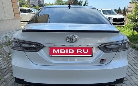 Toyota Camry, 2018 год, 2 599 000 рублей, 5 фотография