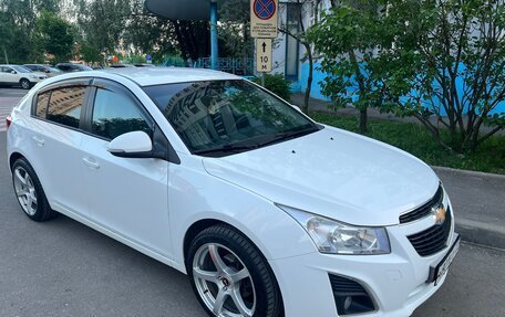Chevrolet Cruze II, 2014 год, 900 000 рублей, 3 фотография