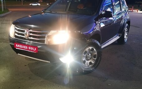 Renault Duster I рестайлинг, 2013 год, 810 000 рублей, 2 фотография