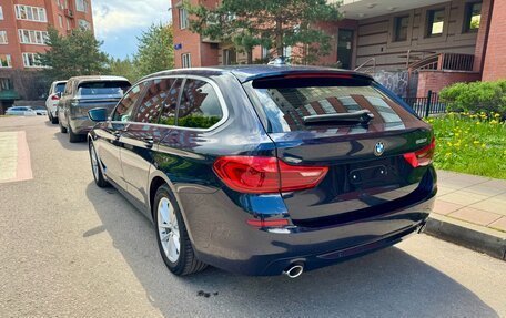 BMW 5 серия, 2020 год, 2 550 000 рублей, 4 фотография