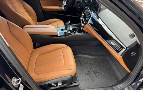 BMW 5 серия, 2020 год, 2 550 000 рублей, 15 фотография