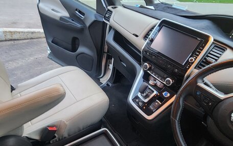 Nissan Serena IV, 2019 год, 2 550 000 рублей, 17 фотография