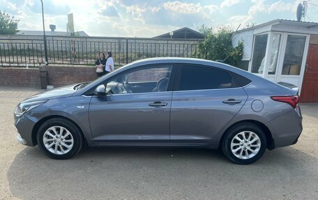 Hyundai Solaris II рестайлинг, 2019 год, 1 550 000 рублей, 2 фотография