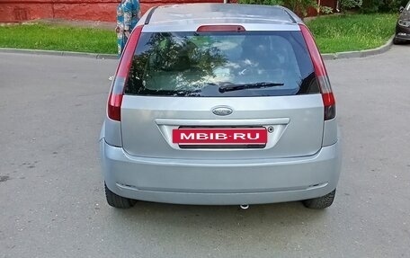 Ford Fiesta, 2002 год, 320 000 рублей, 2 фотография