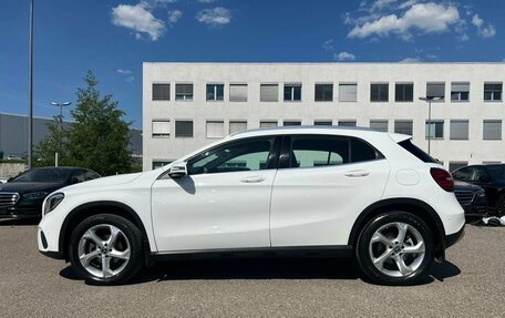 Mercedes-Benz GLA, 2019 год, 2 900 000 рублей, 11 фотография