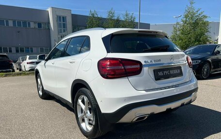 Mercedes-Benz GLA, 2019 год, 2 900 000 рублей, 10 фотография