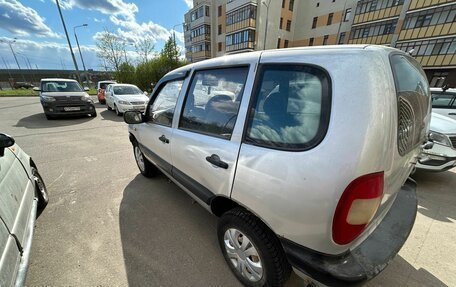 Chevrolet Niva I рестайлинг, 2004 год, 290 000 рублей, 5 фотография
