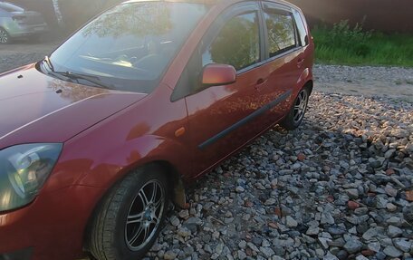 Ford Fiesta, 2007 год, 450 000 рублей, 3 фотография
