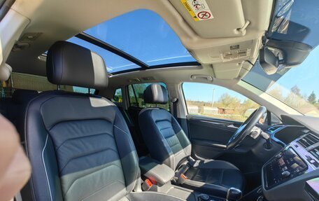 Volkswagen Tiguan II, 2018 год, 2 950 000 рублей, 5 фотография