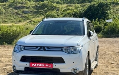 Mitsubishi Outlander III рестайлинг 3, 2012 год, 1 400 000 рублей, 1 фотография
