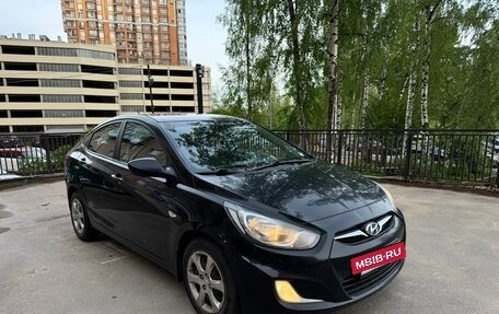Hyundai Solaris II рестайлинг, 2012 год, 799 000 рублей, 2 фотография
