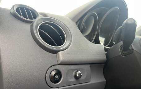 Mitsubishi Colt VI рестайлинг, 2006 год, 470 000 рублей, 20 фотография