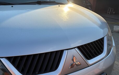 Mitsubishi Outlander III рестайлинг 3, 2008 год, 1 250 000 рублей, 11 фотография