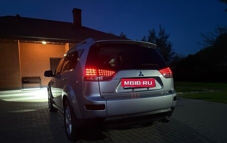 Mitsubishi Outlander III рестайлинг 3, 2008 год, 1 250 000 рублей, 6 фотография