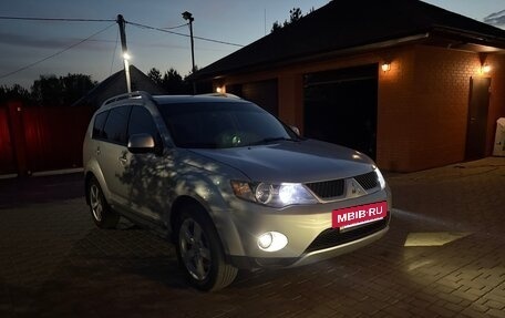 Mitsubishi Outlander III рестайлинг 3, 2008 год, 1 250 000 рублей, 3 фотография