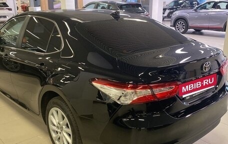 Toyota Camry, 2022 год, 2 900 000 рублей, 2 фотография