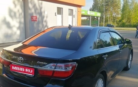 Toyota Camry, 2015 год, 1 890 000 рублей, 6 фотография