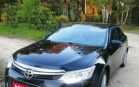 Toyota Camry, 2015 год, 1 890 000 рублей, 3 фотография