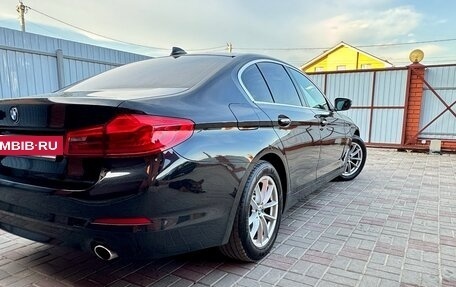 BMW 5 серия, 2018 год, 2 300 000 рублей, 28 фотография
