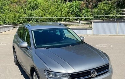 Volkswagen Tiguan II, 2018 год, 2 090 000 рублей, 1 фотография