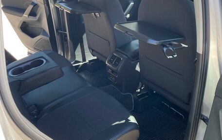 Volkswagen Tiguan II, 2018 год, 2 090 000 рублей, 9 фотография