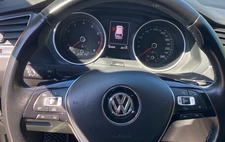 Volkswagen Tiguan II, 2018 год, 2 090 000 рублей, 10 фотография