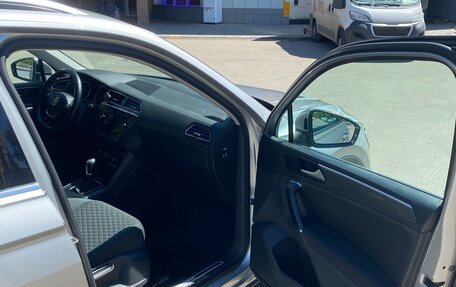 Volkswagen Tiguan II, 2018 год, 2 090 000 рублей, 22 фотография