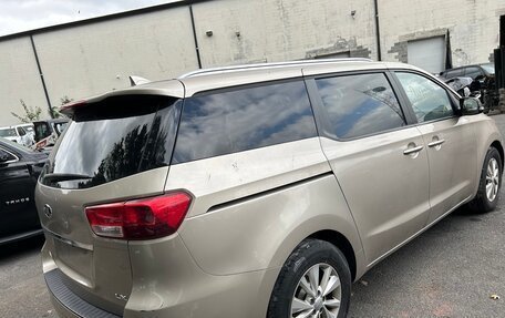 KIA Sedona III, 2015 год, 1 500 000 рублей, 3 фотография