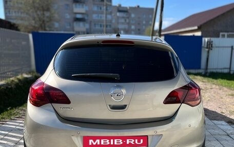 Opel Astra J, 2010 год, 820 000 рублей, 3 фотография