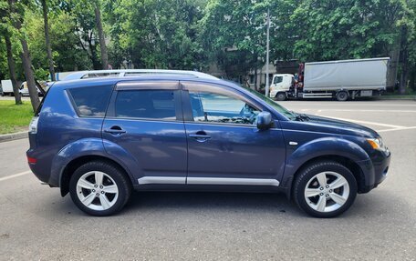 Mitsubishi Outlander III рестайлинг 3, 2008 год, 900 000 рублей, 2 фотография