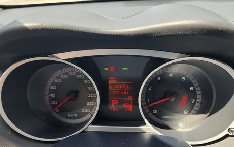 Mitsubishi Outlander III рестайлинг 3, 2008 год, 900 000 рублей, 13 фотография