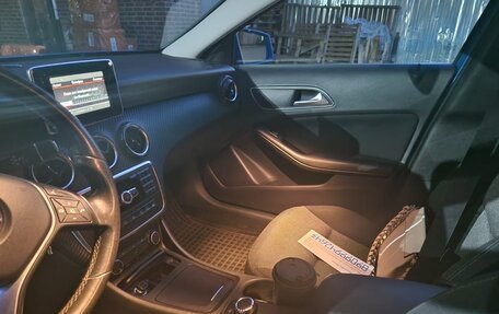 Mercedes-Benz GLA, 2015 год, 1 850 000 рублей, 4 фотография