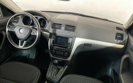 Skoda Yeti I рестайлинг, 2016 год, 1 477 000 рублей, 9 фотография
