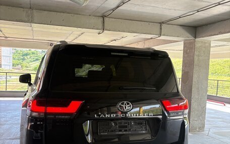 Toyota Land Cruiser, 2022 год, 11 500 000 рублей, 2 фотография