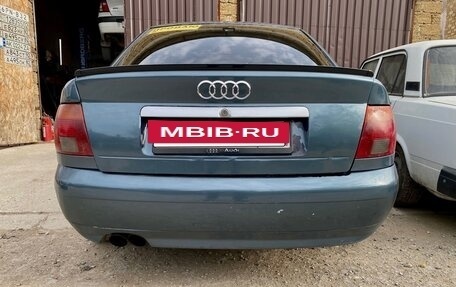 Audi A4, 1995 год, 300 000 рублей, 2 фотография