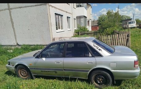 Mazda 626, 1988 год, 195 000 рублей, 4 фотография