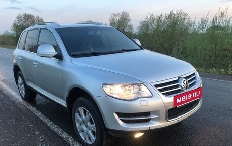 Volkswagen Touareg III, 2007 год, 900 000 рублей, 4 фотография