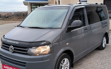Volkswagen Transporter T5 рестайлинг, 2010 год, 1 600 000 рублей, 3 фотография