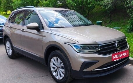 Volkswagen Tiguan II, 2021 год, 3 000 000 рублей, 3 фотография
