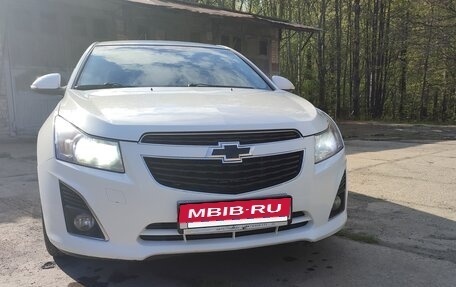 Chevrolet Cruze II, 2014 год, 870 000 рублей, 8 фотография