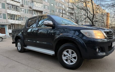 Toyota Hilux VII, 2014 год, 2 100 000 рублей, 2 фотография