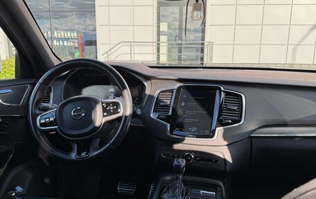 Volvo XC90 II рестайлинг, 2018 год, 3 750 000 рублей, 9 фотография