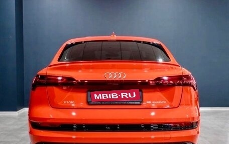 Audi e-tron Sportback I, 2021 год, 11 999 999 рублей, 2 фотография